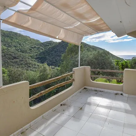 Vakantiehuis 4 Bedroom Nice In Villasimius