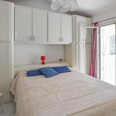 4 Bedroom Nice In